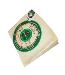 Imagen principal de Morceau de Fromage de chèvre Pajarete semi endurci