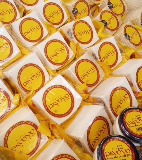 Quesos payoyo, cuñas de queso artesano de la Sierra de Cádiz